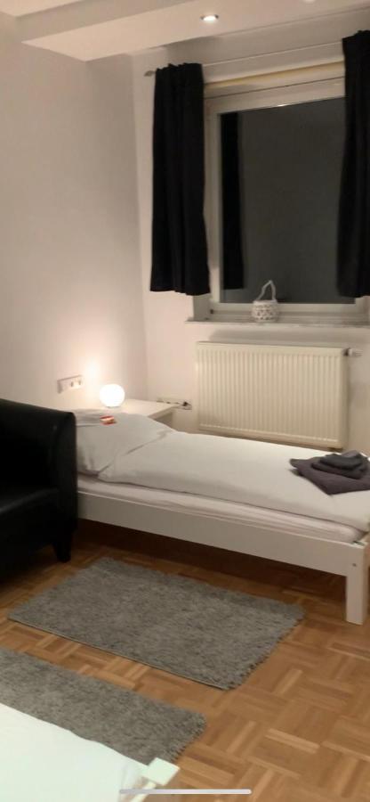 Aschaffapartment 4 Schlafzimmer Bis 10 Personen Bei Aschaffenburg Mainaschaff Екстер'єр фото